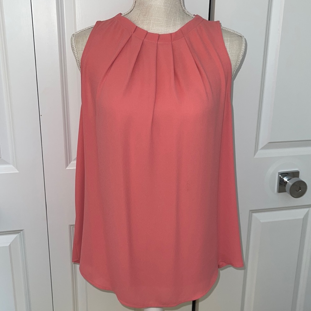Pleated light coral warm tone sleeveless top